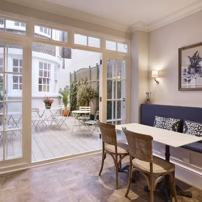 58 Grosvenor Street, London Image 3