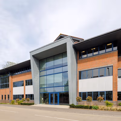 19 Threefield Lane, Southampton Image 5