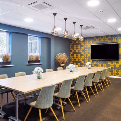 19 Threefield Lane, Southampton Image 2