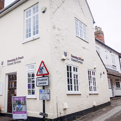 48 High Street, Warwickshire Image 4