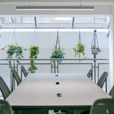 17 Heneage Street, London Image 2