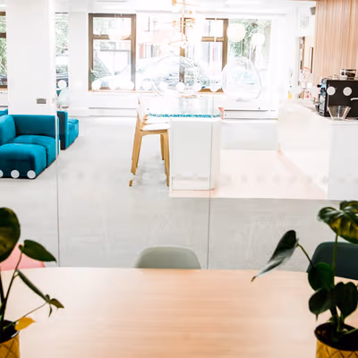 12 Cathedral Road, Cardiff Image 3