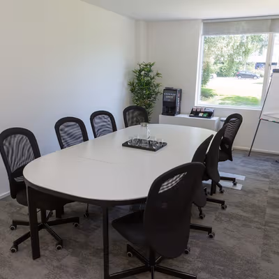 Waterwells Drive, Quedgeley Image 6