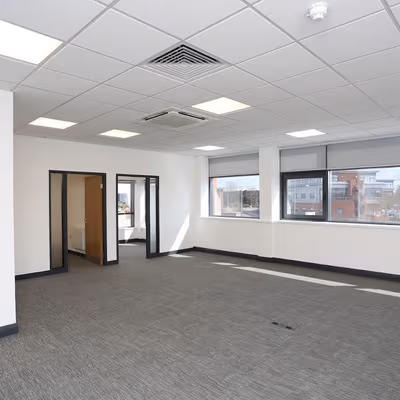 2 Turnberry Park Road, Morley Image 7