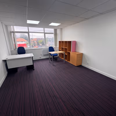 60 North Circular Road, Park Royal Image 43