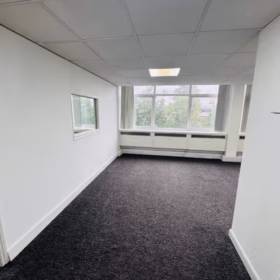 60 North Circular Road, Park Royal Image 23