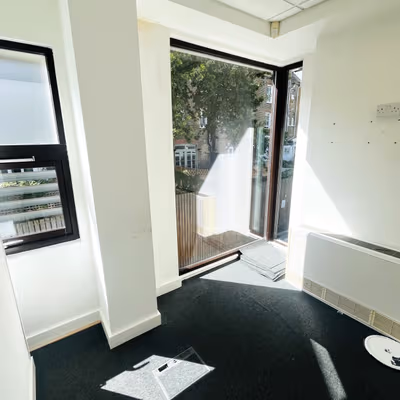 Addison Bridge Place, Kensington Image 21