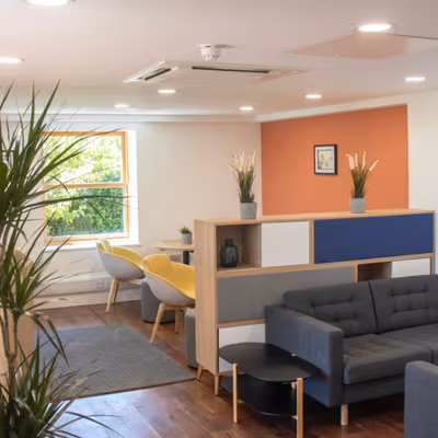 West Street, Farnham Image 2