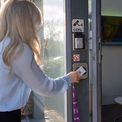 Capital Drive, Linford Wood Image 6