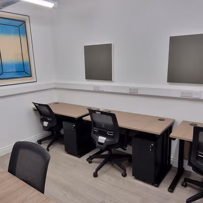 9-15 Elthorne Road, Archway Image 1