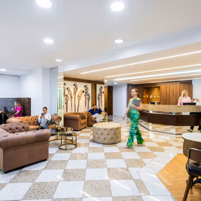 One Mayfair Place, Mayfair Image 10