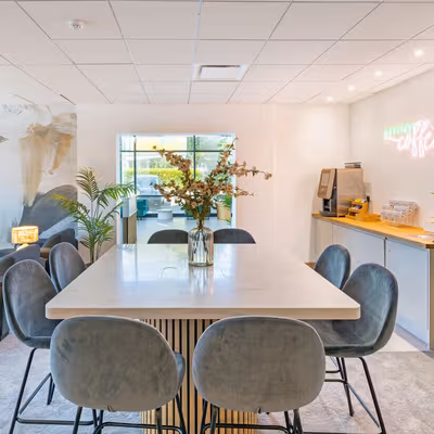 Ring Road, Leeds Image 1