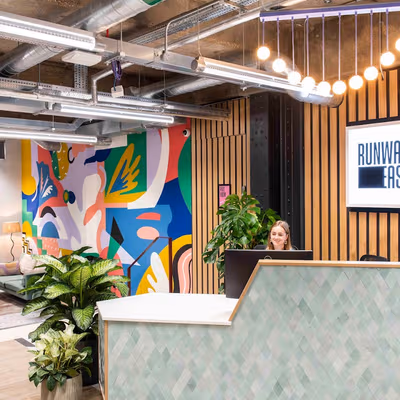 2 Whitechapel Road, Greater London Image 1