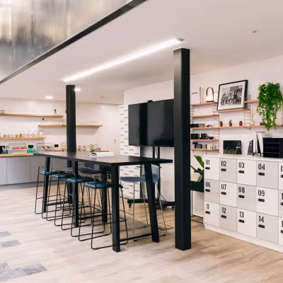 15 Hatfields, South Bank Image 4