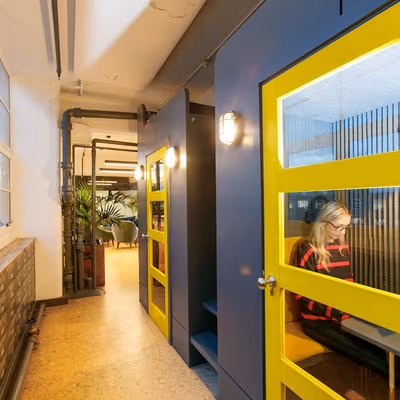 40 Bowling Green Lane, Greater London Image 5