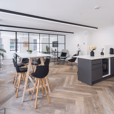 11 Cursitor Street, Greater London Image 5