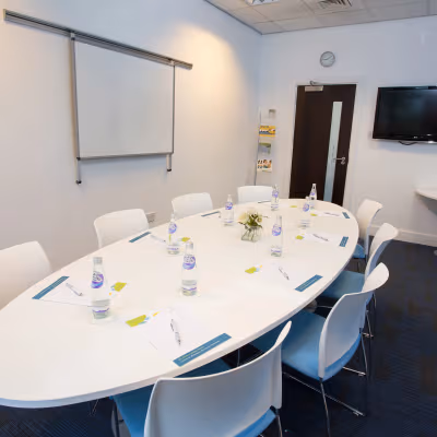 Electric Avenue, Enfield Image 3