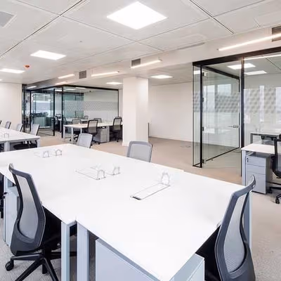 91 Waterloo Road, Greater London Image 1