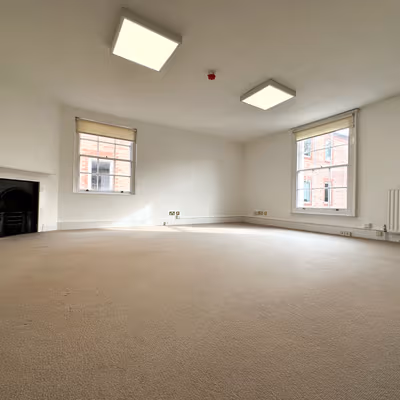 79a Grapes House Esher High Street, Esher Image 7