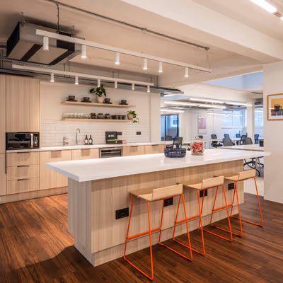 31/34 Alfred Place, Greater London Image 13