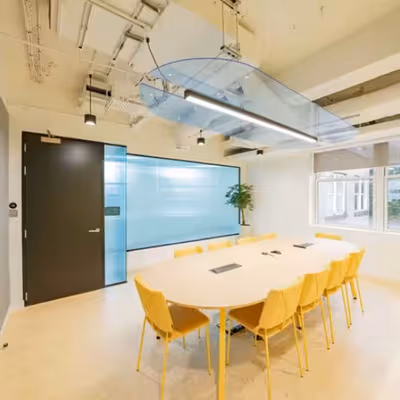 213 Oxford Street, Greater London Image 5