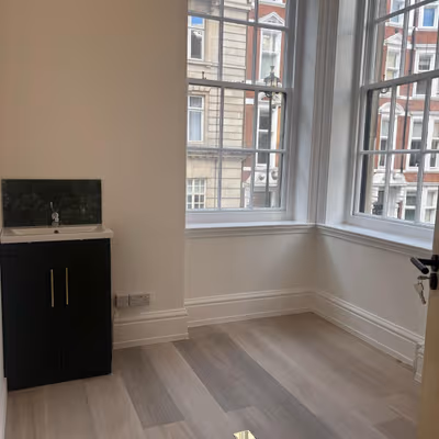 11 Welbeck Street, Greater London Image 4