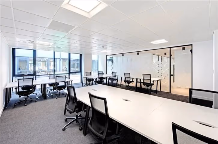 24/7 Serviced Offices in Sydney: 10 Solutions for Work Flexibility