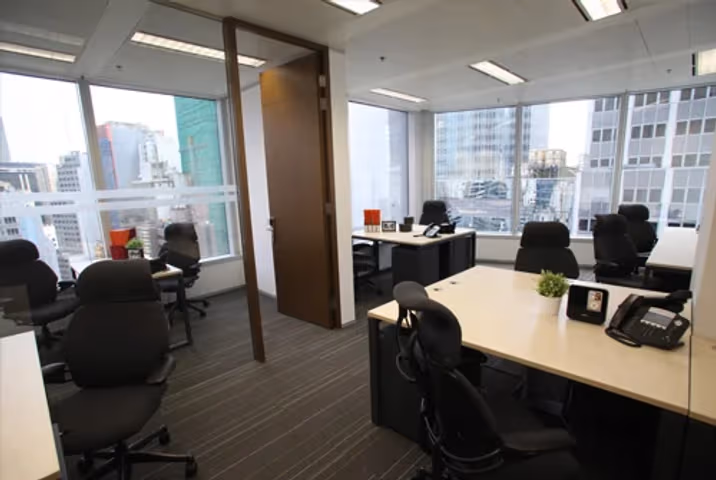 Guide to Saving Money When Renting Office Space in Singapore