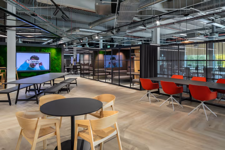 Top 7 Steps for Designing a People-Centric Workspace