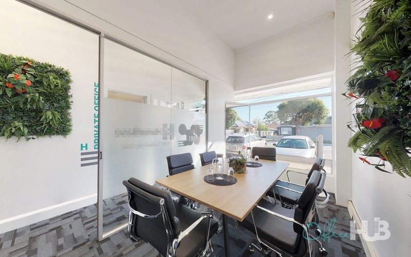 352 Bay Road, Cheltenham Image 1