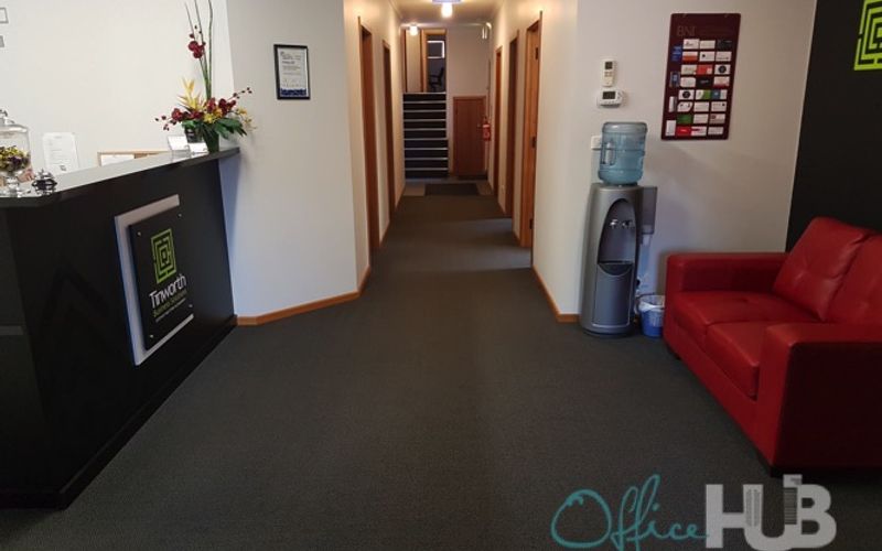 8 Whitehorse Road, Mount Clear Image 1