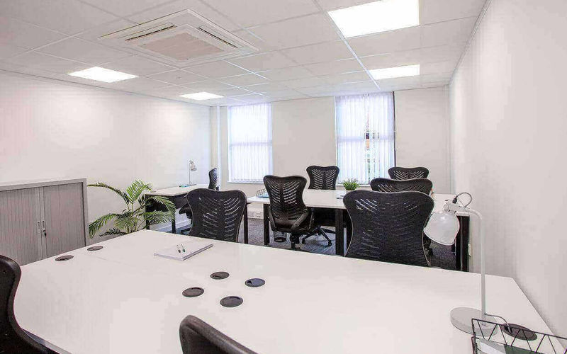 13-15 George Street, Buckinghamshire Image 2