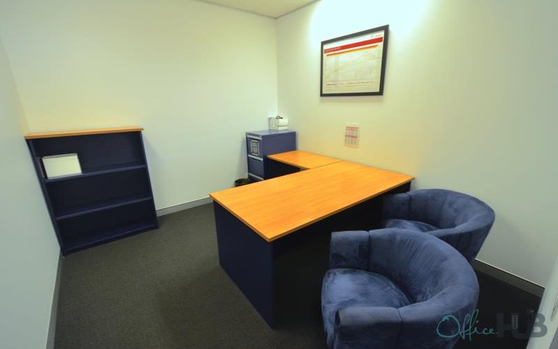 2 Mayneview Street, Milton Image 1