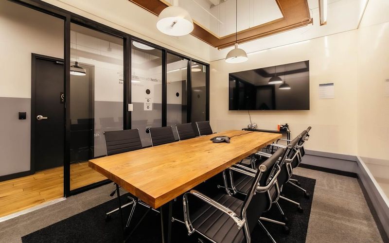 100 S State St, Chicago Image 1