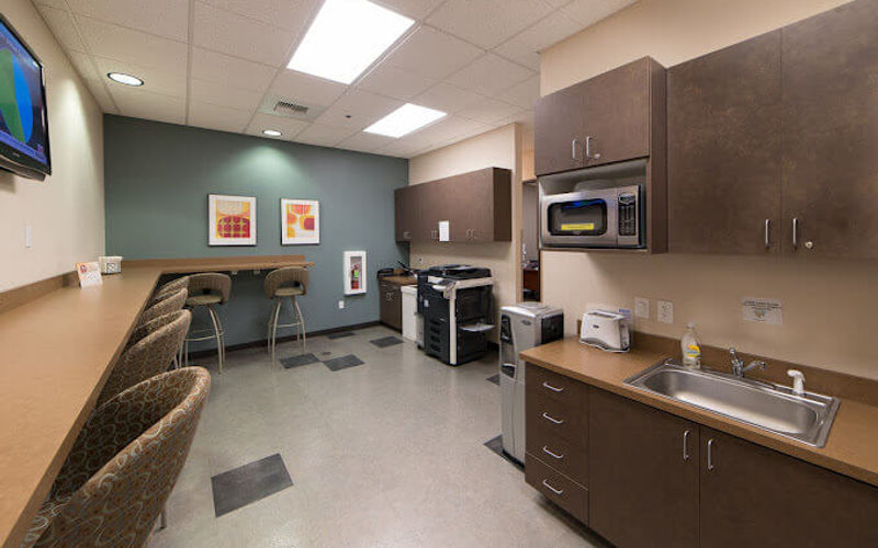 1104 Corporate Way, Sacramento Image 1