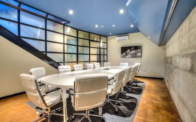 2806 Speer Blvd, Denver Image 3