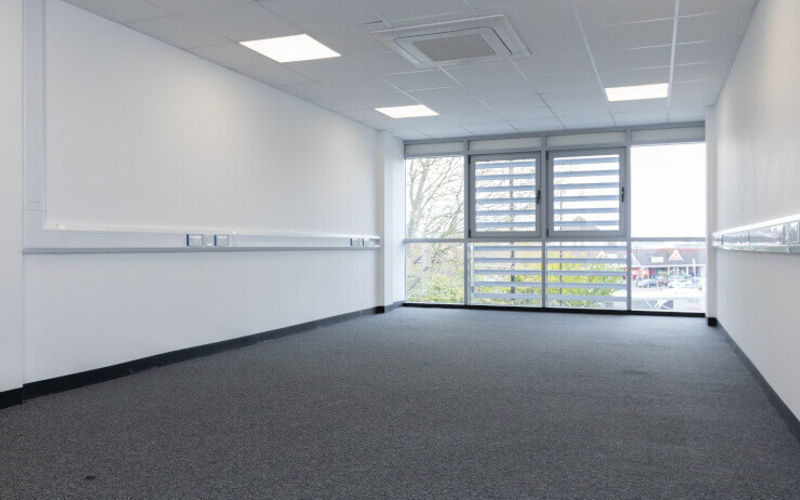 92 Oldfields Road Oldfields Trading Estate, Sutton Image 3