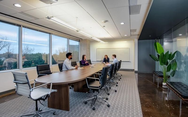 2401 Fountain View Dr, Houston Image 4