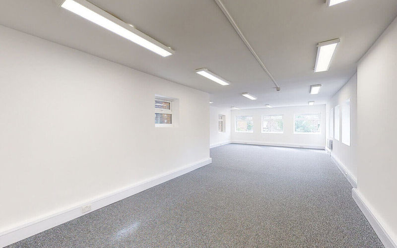 6 Elthorne Road, Archway Image 1