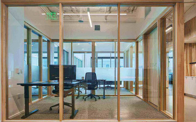 360 E 2nd St, Los Angeles Image 11