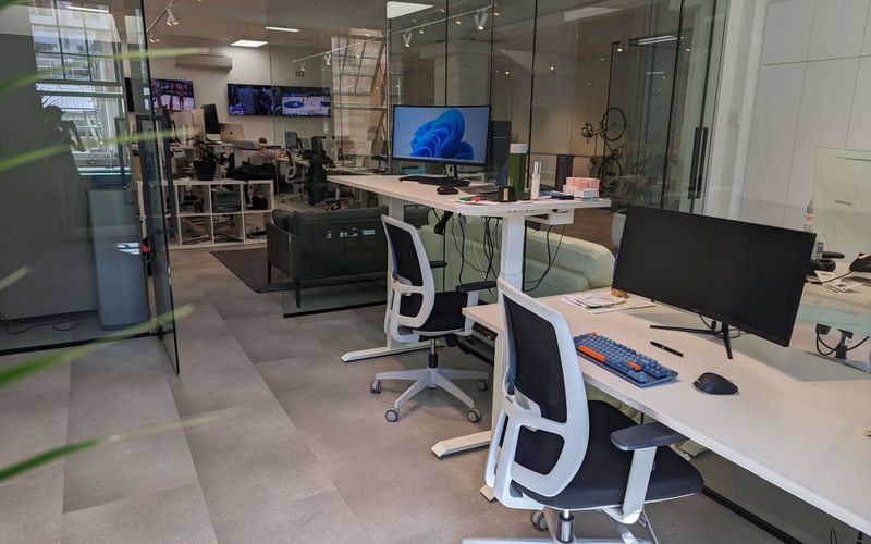 15-17 Featherstone Place, Adelaide Image 4