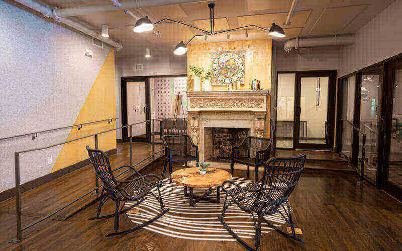 75 N Main St, Zionsville Image 5