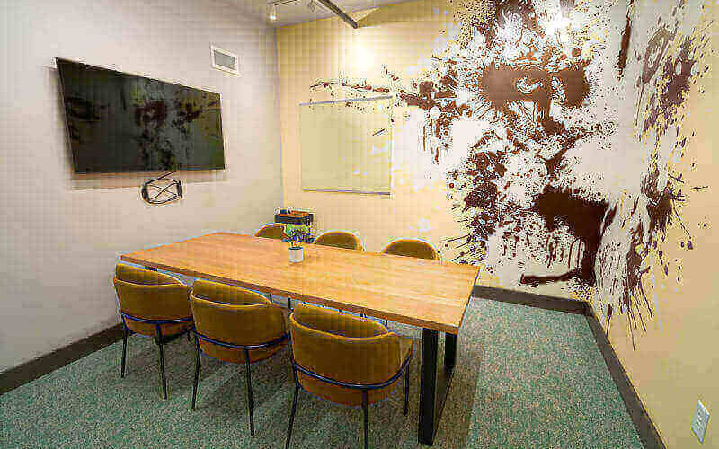 75 N Main St, Zionsville Image 7