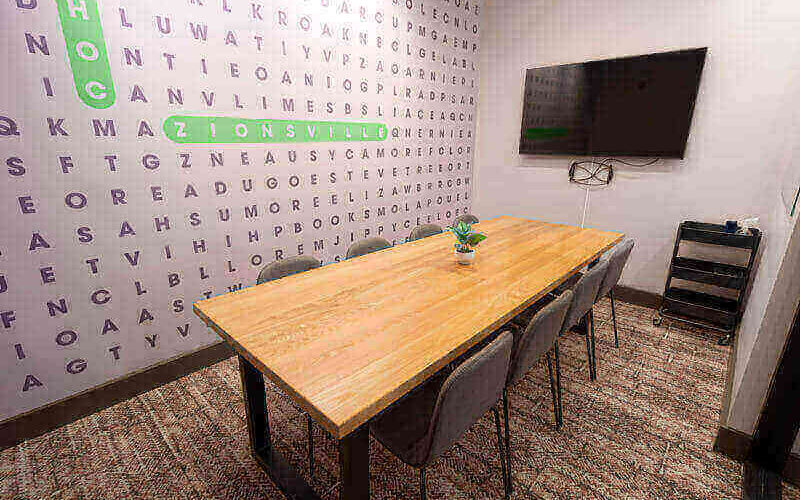 75 N Main St, Zionsville Image 3