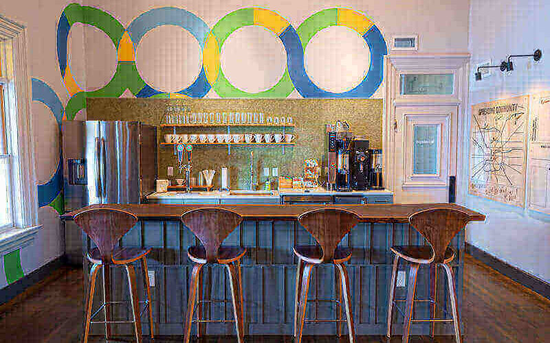 75 N Main St, Zionsville Image 8