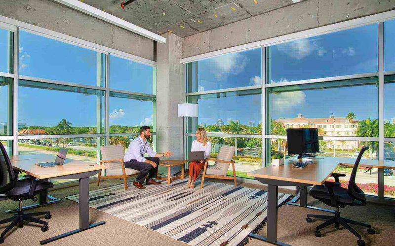 4850 Tamiami Trail N, Naples Image 9