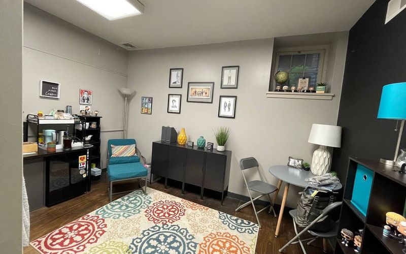 210 W Grant St, Lancaster Image 3