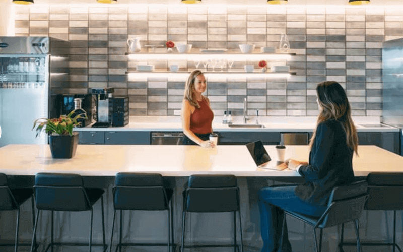 205 East 42nd Street, New York Image 4