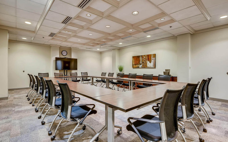 200 E Campus View Blvd, Columbus Image 1