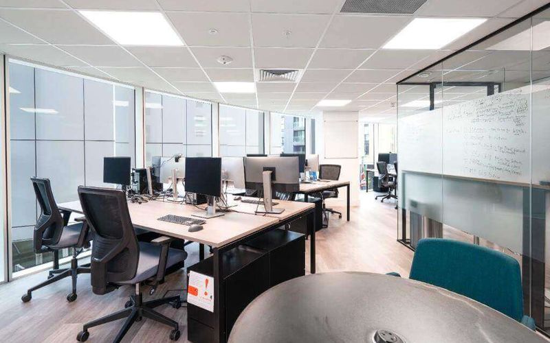 153 Wandsworth Road, London Image 1